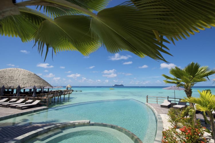 Hotel Kia Ora Resort & Spa Main Pool